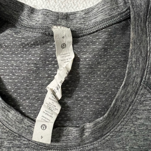 Swiftly Size 4 - Picture 1 of 3